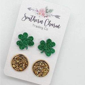 Glitter Clovers & Gold Quartz in Gold Settings